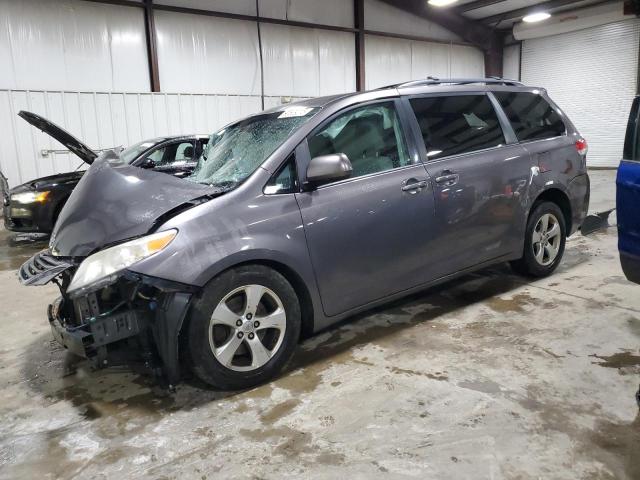 2013 TOYOTA SIENNA LE, 