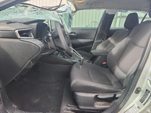 5YFEPRAE2LP134261 - 2020 TOYOTA COROLLA LE SILVER photo 7