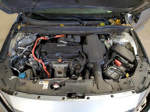 1HGCV3F19JA017280 - 2018 HONDA ACCORD HYBRID SILVER photo 11