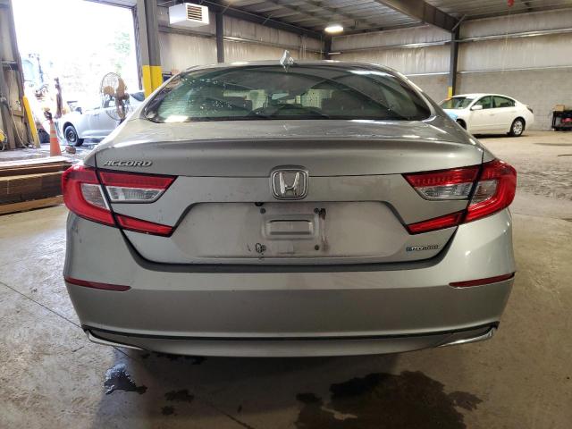 1HGCV3F19JA017280 - 2018 HONDA ACCORD HYBRID SILVER photo 6