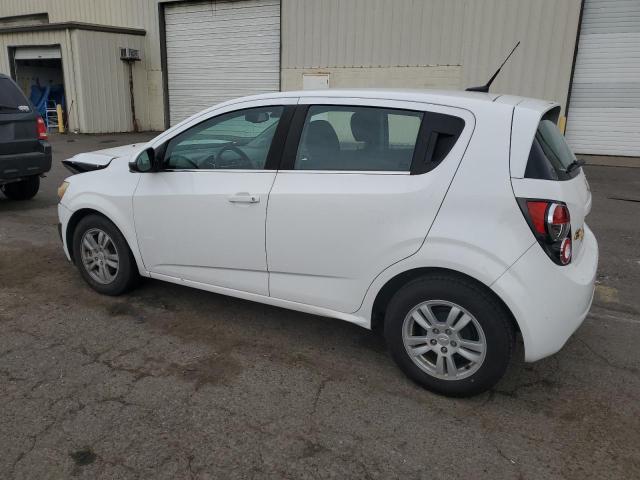 1G1JC6SG0D4230167 - 2013 CHEVROLET SONIC LT Beyaz fotoğraf 2