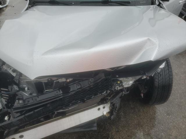 JTEBU5JR6H5417432 - 2017 TOYOTA 4RUNNER SR5/SR5 PREMIUM SILVER photo 12