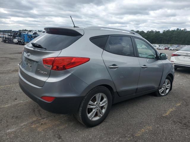 KM8JU3AC4DU595612 - 2013 HYUNDAI TUCSON GLS Silber Foto 3