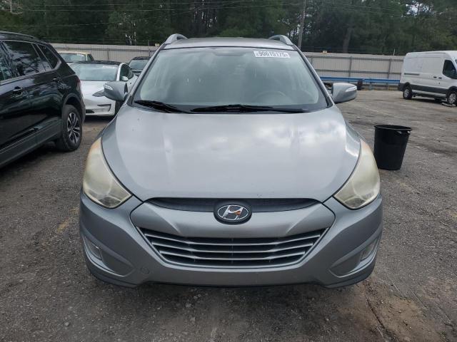 KM8JU3AC4DU595612 - 2013 HYUNDAI TUCSON GLS Silber Foto 5