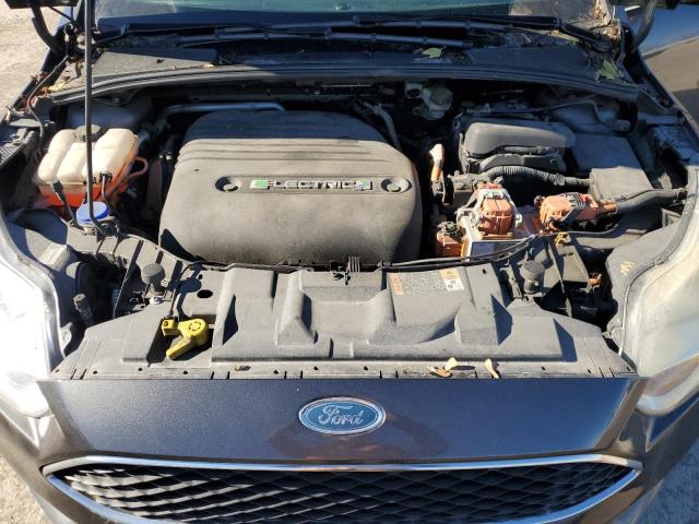 1FADP3R47JL213179 - 2018 FORD FOCUS BEV GRAY photo 11