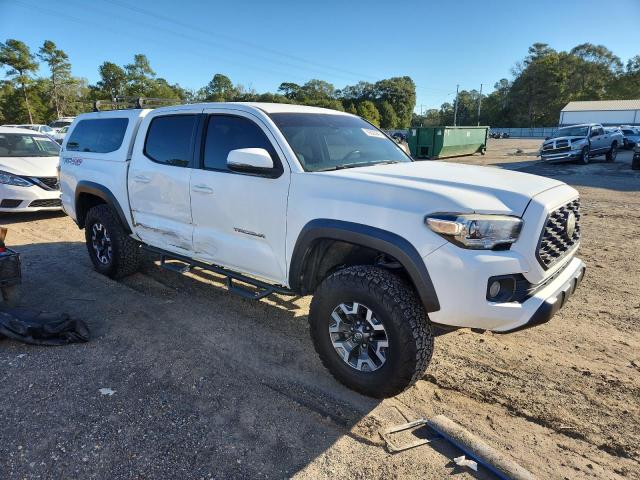 3TMCZ5AN4LM294482 - 2020 TOYOTA TACOMA DOUBLE CAB WHITE photo 4