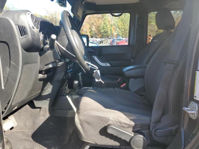 1C4BJWEG5HL611764 - 2017 JEEP WRANGLER U SAHARA GRAY photo 7