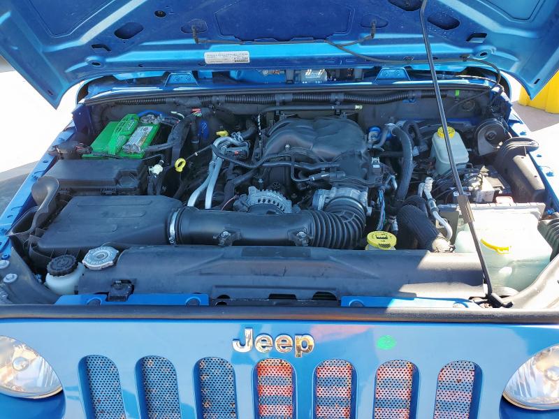 1C4BJWDG8FL570576 - 2015 JEEP WRANGLER U SPORT BLUE photo 11
