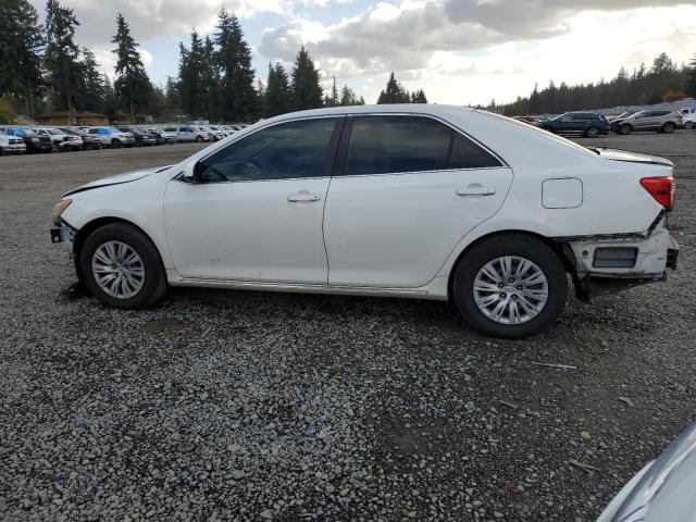 4T4BF1FK2CR217120 - 2012 TOYOTA CAMRY BASE WHITE photo 2