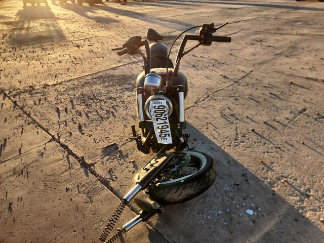 5VPWB36N3F3046097 - 2015 VICTORY MOTORCYCLES HIGH-BALL BLACK photo 2