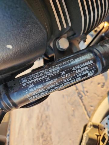 5VPWB36N3F3046097 - 2015 VICTORY MOTORCYCLES HIGH-BALL BLACK photo 8