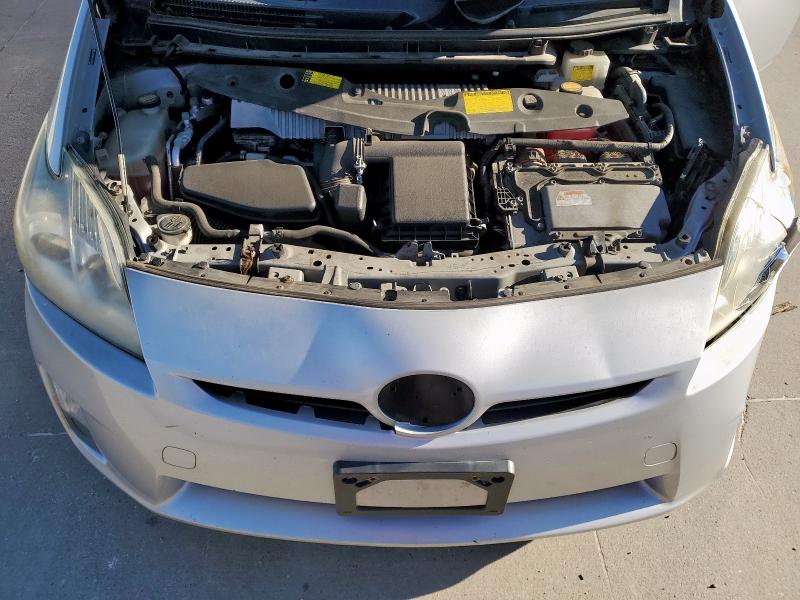 JTDKN3DU1A0015830 - 2010 TOYOTA PRIUS 银色 照片 11