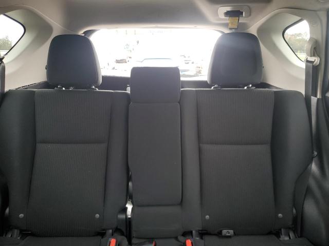 JTMZFREV8JJ747856 - 2018 TOYOTA RAV4 LE თეთრი ფოტო 10