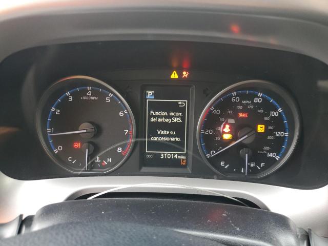 JTMZFREV8JJ747856 - 2018 TOYOTA RAV4 LE თეთრი ფოტო 9