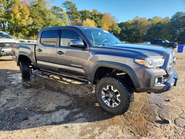 5TFCZ5AN1HX074265 - 2017 TOYOTA TACOMA DOUBLE CAB შავი ფოტო 4