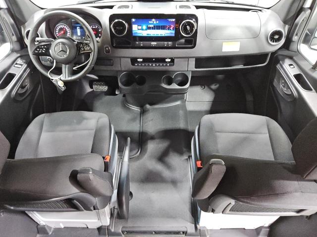 W1Z4KGHY6ST210674 - 2025 MERCEDES-BENZ SPRINTER 2500 WHITE photo 8