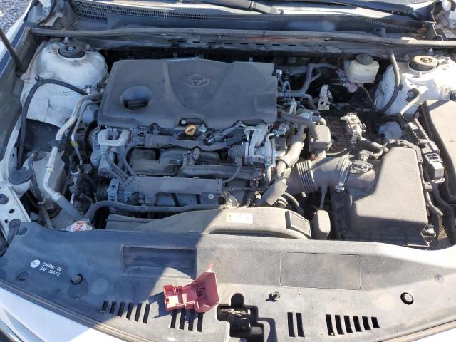 4T1B11HK3JU537517 - 2018 TOYOTA CAMRY L WHITE photo 11
