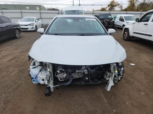 4T1R11AK8NU058167 - 2022 TOYOTA CAMRY LE GRAY photo 5