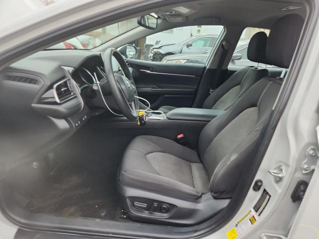 4T1R11AK8NU058167 - 2022 TOYOTA CAMRY LE GRAY photo 7