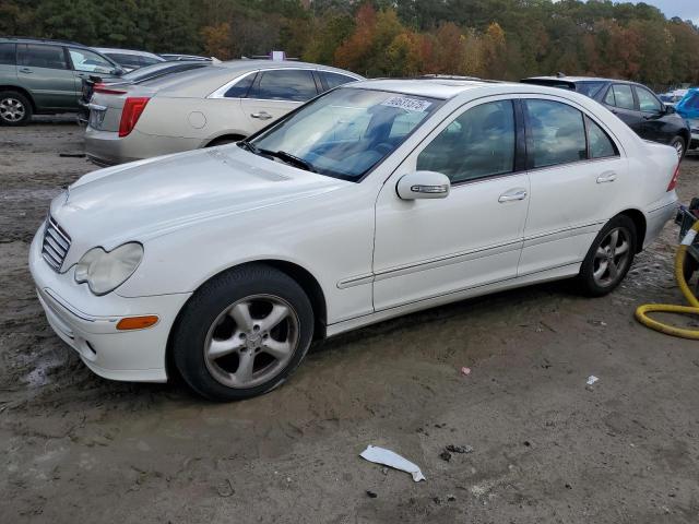 2005 MERCEDES-BENZ C 240, 