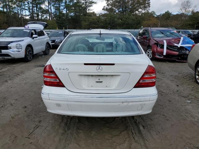 WDBRF61J55A705134 - 2005 MERCEDES-BENZ C 240 WHITE photo 6