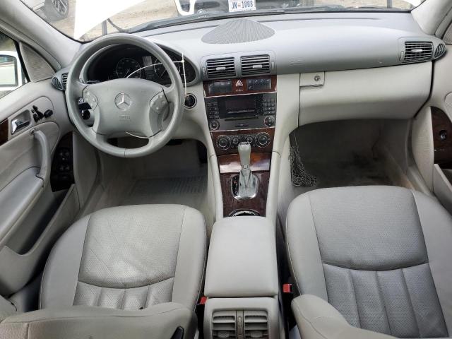 WDBRF61J55A705134 - 2005 MERCEDES-BENZ C 240 WHITE photo 8