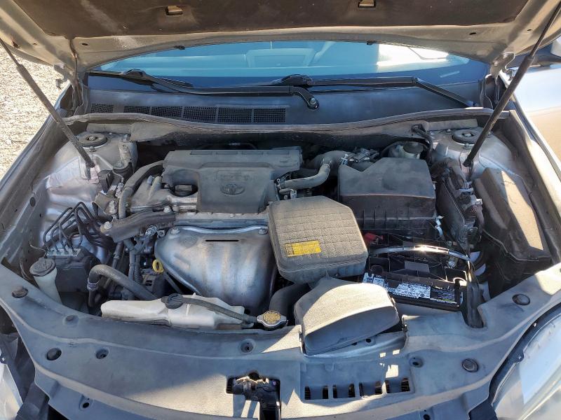 4T4BF1FK4FR467561 - 2015 TOYOTA CAMRY LE SILVER photo 11