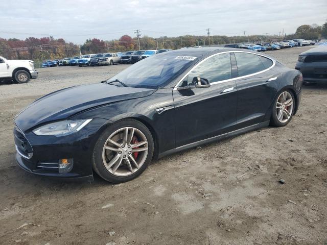 2013 TESLA MODEL S, 