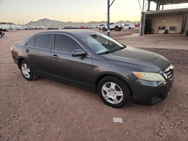 4T1BF3EK1BU122957 - 2011 TOYOTA CAMRY BASE 灰色 照片 4