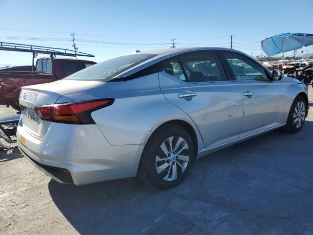 1N4BL4BVXKC124400 - 2019 NISSAN ALTIMA S 银色 照片 3