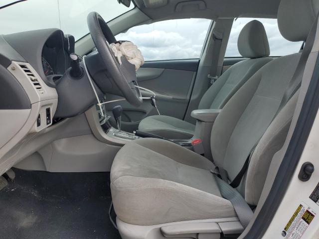 2T1BU4EE8CC842975 - 2012 TOYOTA COROLLA BASE 白色 照片 7