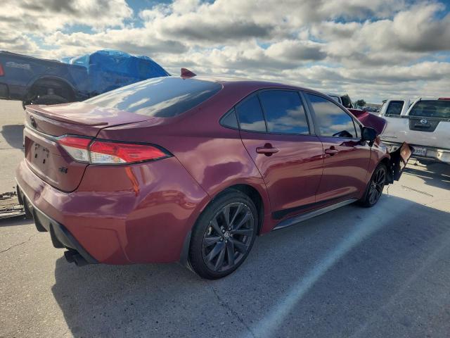 5YFS4MCE6PP143594 - 2023 TOYOTA COROLLA SE Бордовий фото 3