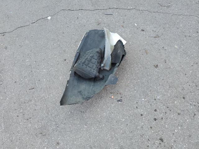 1N4AL11D52C255091 - 2002 NISSAN ALTIMA BASE WHITE photo 12