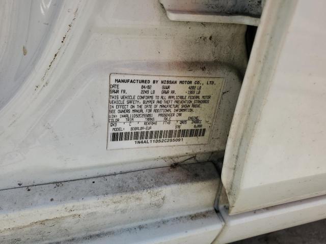 1N4AL11D52C255091 - 2002 NISSAN ALTIMA BASE WHITE photo 13