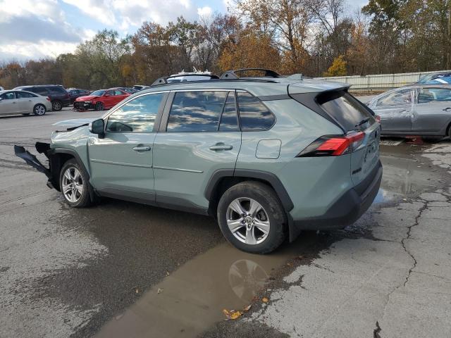 2T3P1RFV9NW329236 - 2022 TOYOTA RAV4 XLE GREEN photo 2