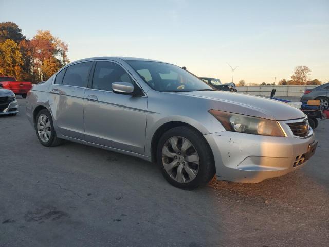 JHMCP26888C037730 - 2008 HONDA ACCORD EXL SILVER photo 4