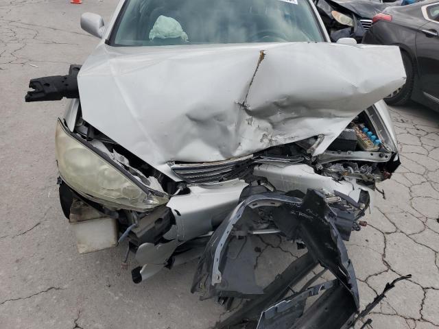 4T1BE30K66U160698 - 2006 TOYOTA CAMRY LE SILVER photo 11