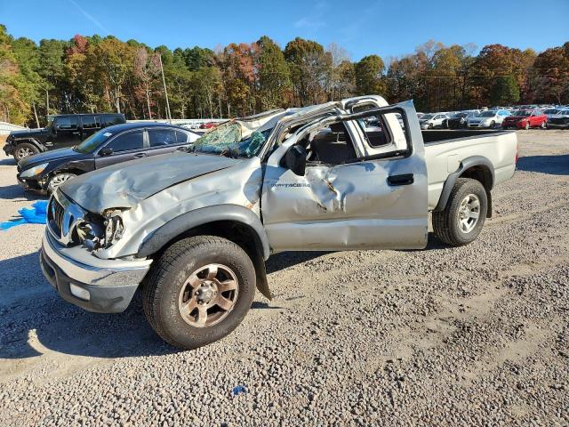 2004 TOYOTA TACOMA XTRACAB PRERUNNER, 