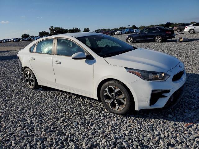 3KPF24AD4KE117409 - 2019 KIA FORTE FE თეთრი ფოტო 4