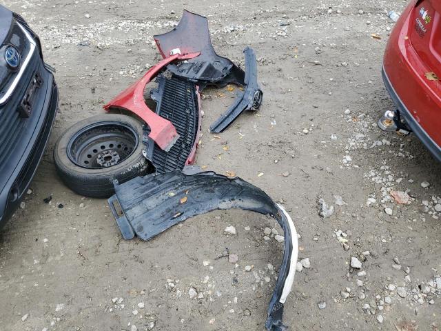 2T1BURHE3JC996435 - 2018 TOYOTA COROLLA L Kırmızı fotoğraf 12