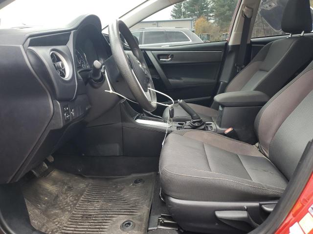 2T1BURHE3JC996435 - 2018 TOYOTA COROLLA L Kırmızı fotoğraf 7