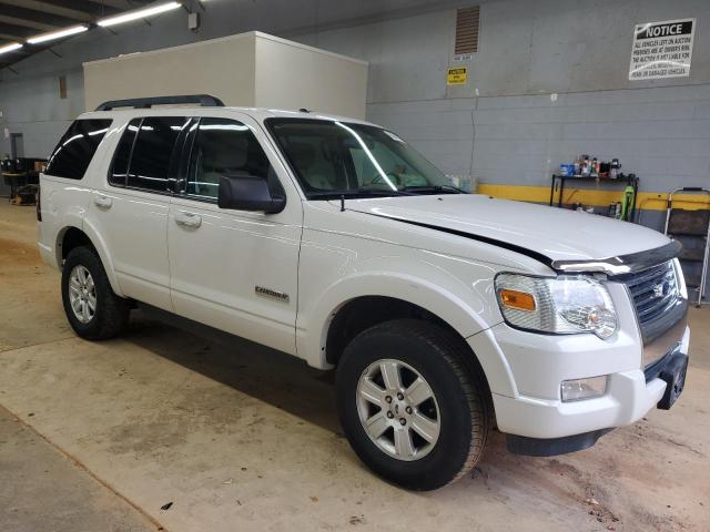 1FMEU63E28UA65355 - 2008 FORD EXPLORER XLT 白色 照片 4