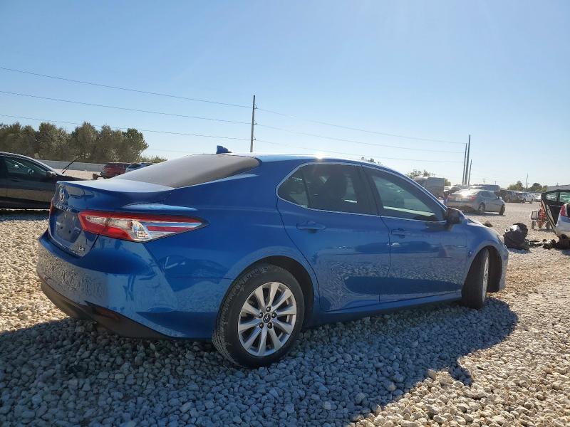 4T1C11AK8LU308672 - 2020 TOYOTA CAMRY LE BLUE photo 3