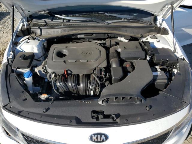 5XXGT4L33JG270116 - 2018 KIA OPTIMA LX WHITE photo 11