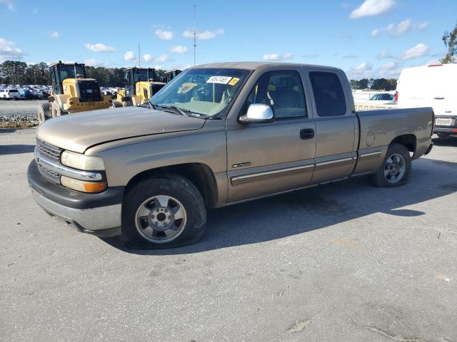 2001 CHEVROLET SILVERADO C1500, 