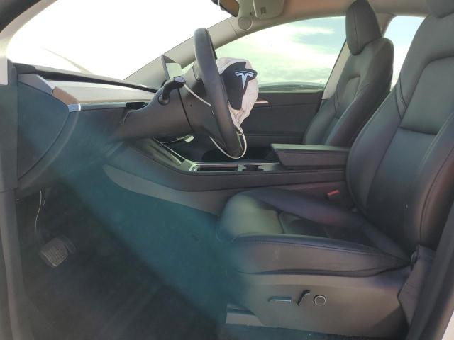 7SAYGDEE4PA025098 - 2023 TESLA MODEL Y Weiß Foto 7