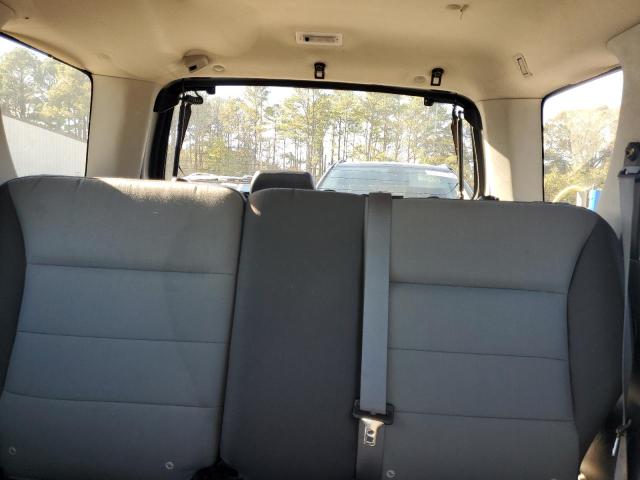 1FMCU92Z65DA18032 - 2005 FORD ESCAPE XLS Күміс фото 10