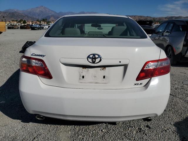 JTNBK46K273020984 - 2007 TOYOTA CAMRY LE WHITE photo 6