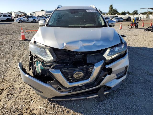 5N1AT2MV7KC788415 - 2019 NISSAN ROGUE S ვერცხლისფერი ფოტო 5