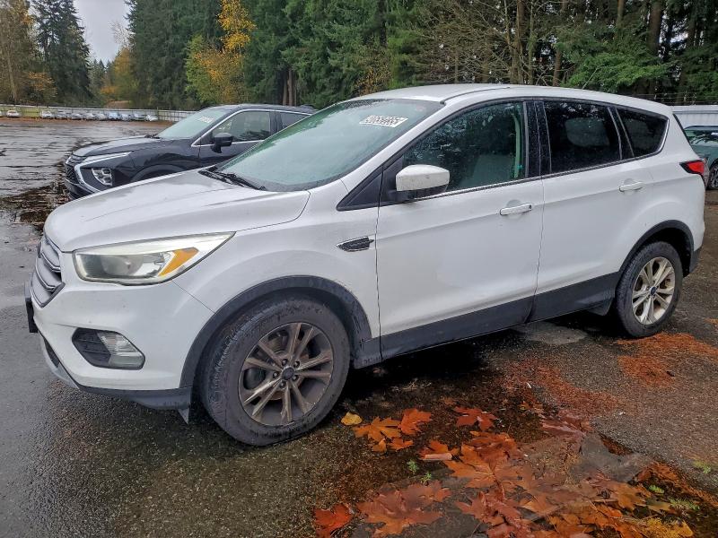 2017 FORD ESCAPE SE, 
